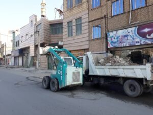 جمع آوری نخاله و پسماندهای ساختمانی از سطح معابرگلستان